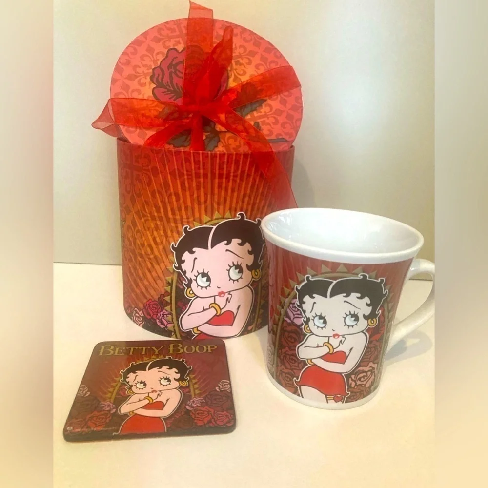 Betty boop collectors cup and coaster in cute box